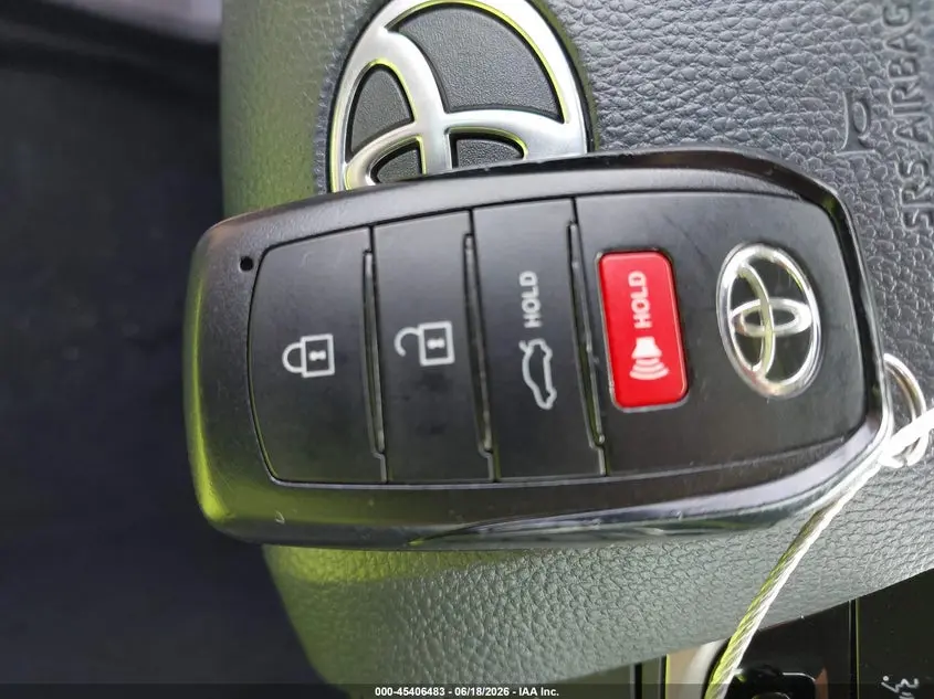 2026 TOYOTA CAMRY LE