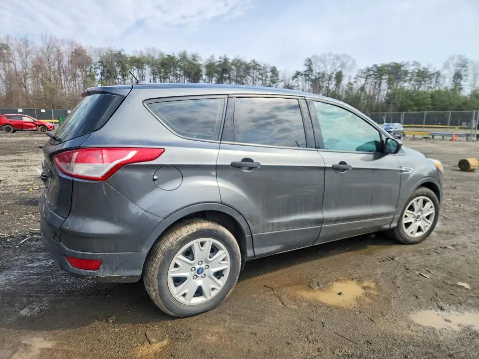 2015 FORD ESCAPE S  