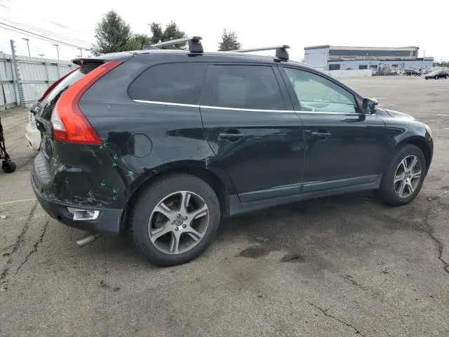 2011 VOLVO XC60 T6  