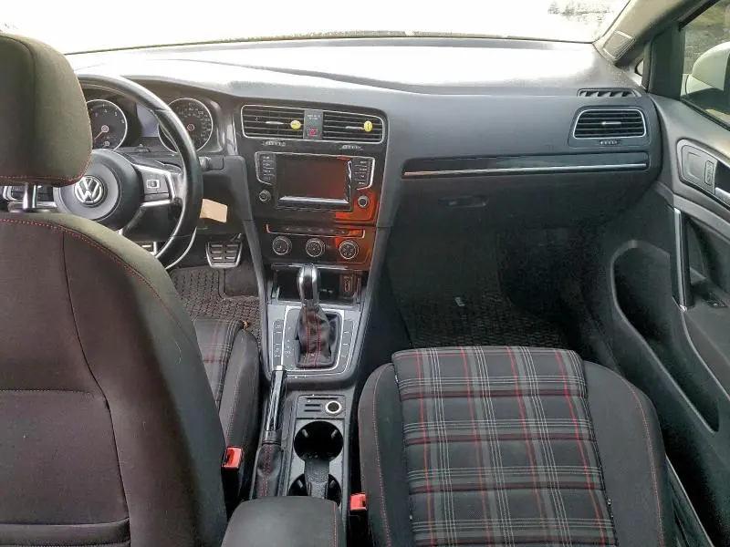 2015 VOLKSWAGEN GTI   