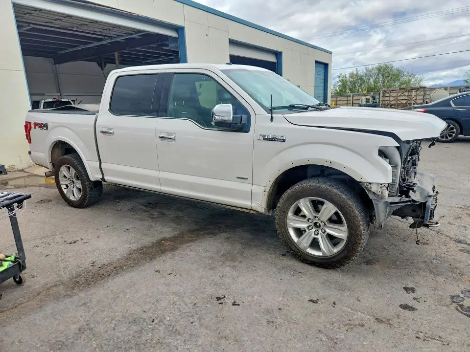 2017 FORD F150 SUPERCREW  
