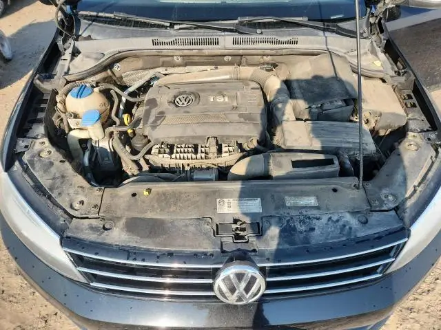 2015 VOLKSWAGEN JETTA SE  