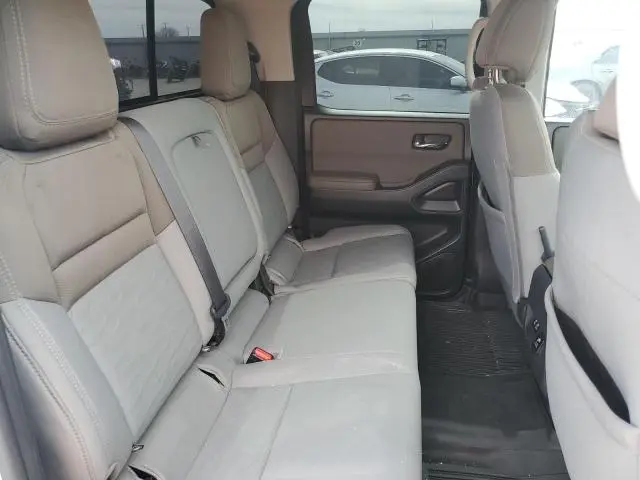 2022 NISSAN FRONTIER S