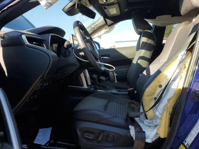 2024 TOYOTA COROLLA CROSS SE  