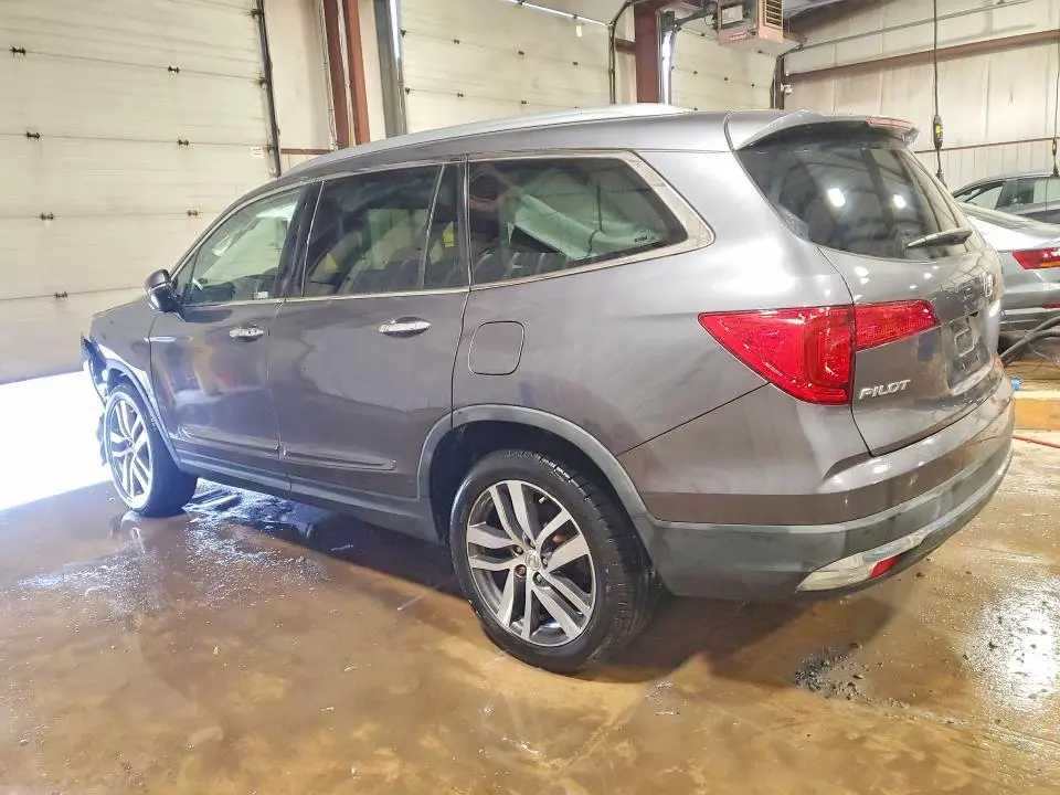 2018 HONDA PILOT TOURING  