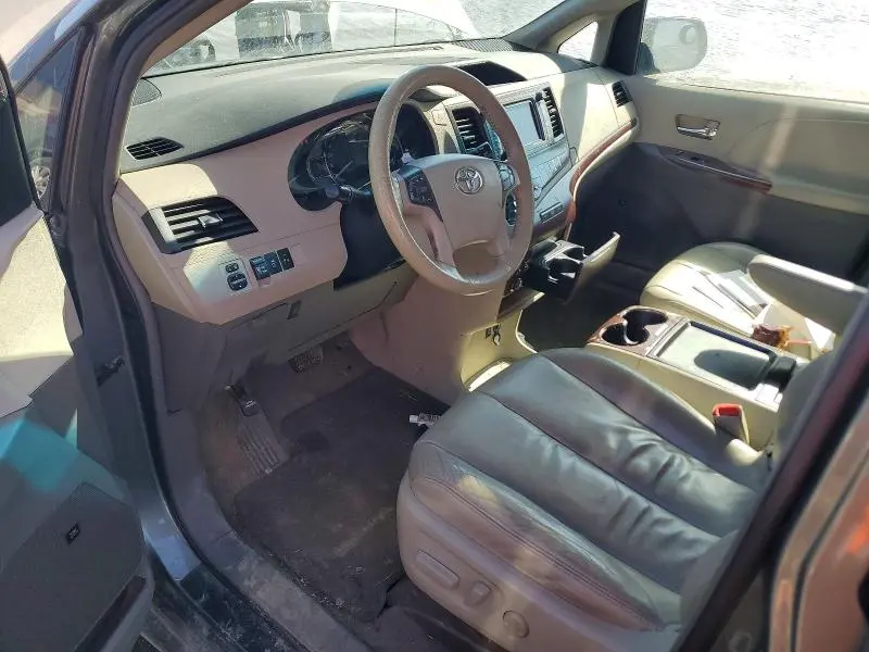 2011 TOYOTA SIENNA XLE 8-PASSENGER  