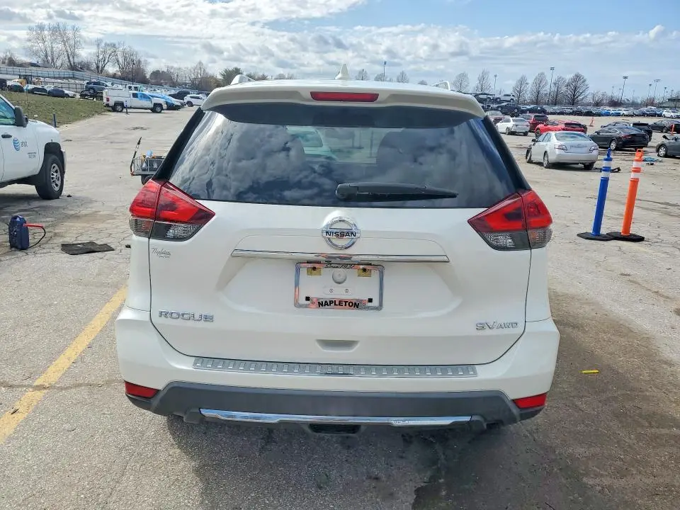 2018 NISSAN ROGUE SV  