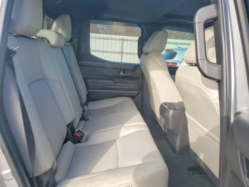 2025 TOYOTA TACOMA DOUBLE CAB  