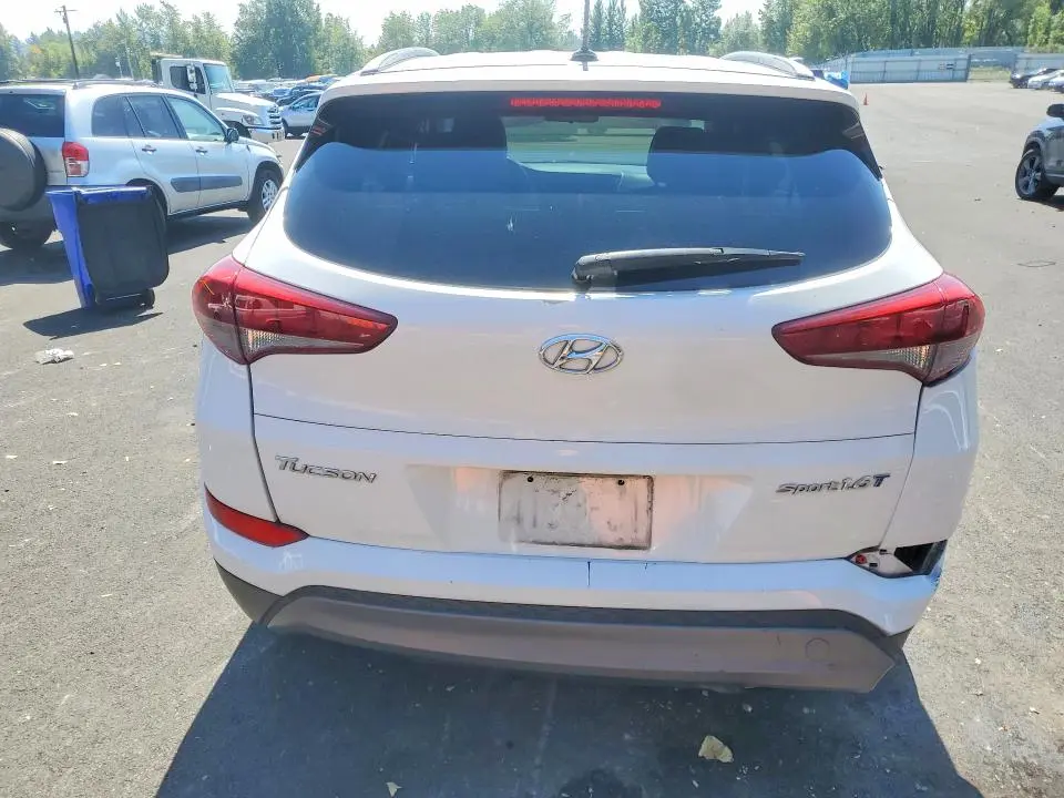 2016 HYUNDAI TUCSON SPORT  