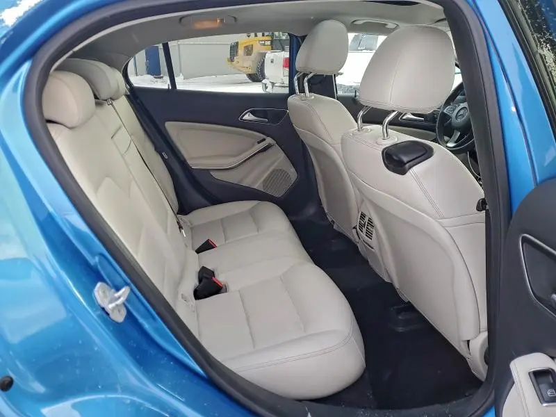 2016 MERCEDES-BENZ GLA 250 4MATIC  