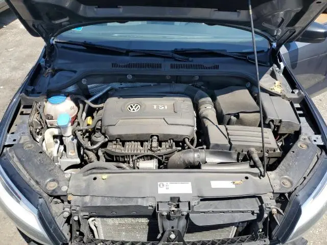 2016 VOLKSWAGEN JETTA SPORT  
