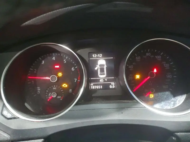 2017 VOLKSWAGEN JETTA SE  