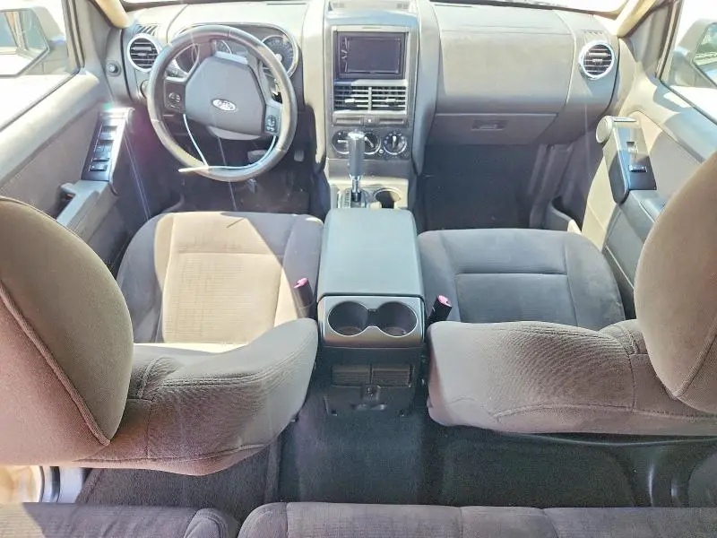 2010 FORD EXPLORER XLT  