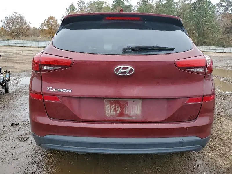 2020 HYUNDAI TUCSON SE  