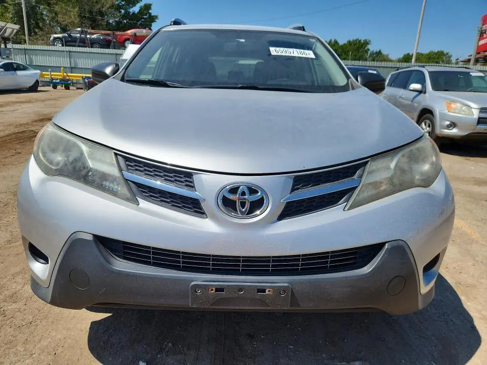 2015 TOYOTA RAV4 LE  