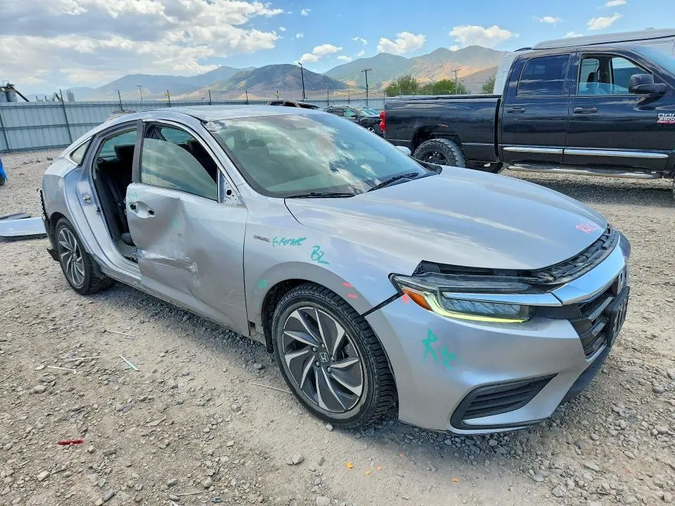 2019 HONDA INSIGHT TOURING  