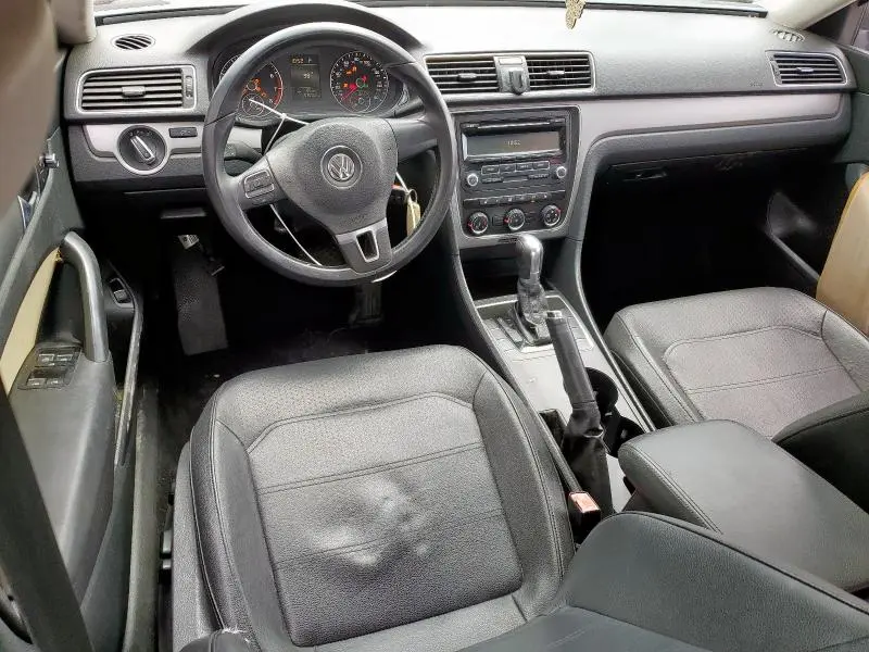 2014 VOLKSWAGEN PASSAT S  