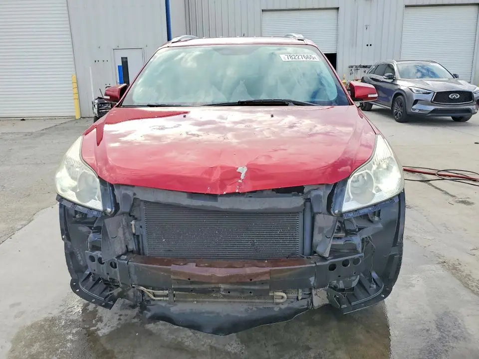 2012 CHEVROLET TRAVERSE LT  