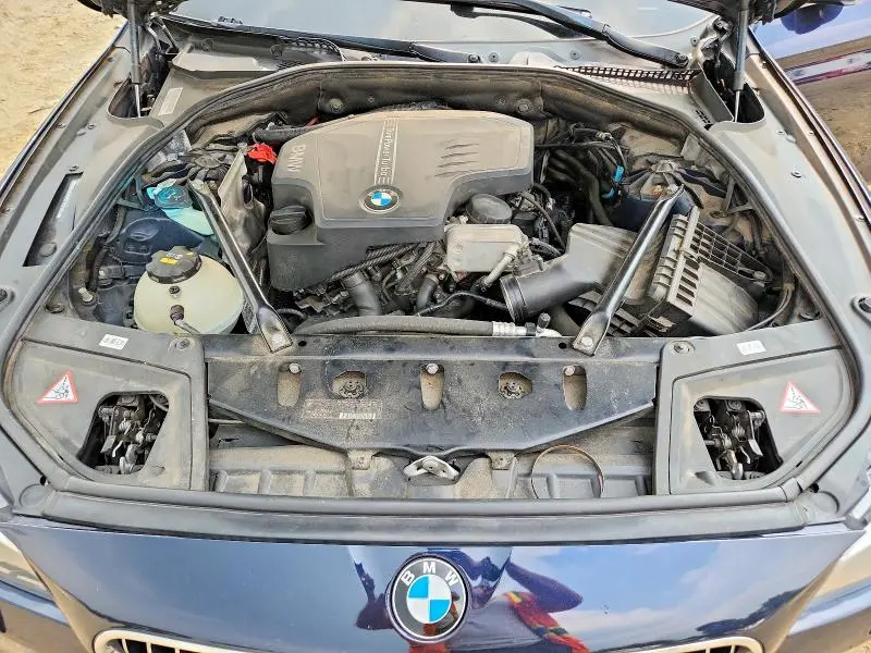 2015 BMW 528 XI  