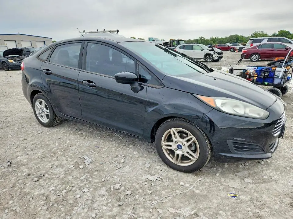 2018 FORD FIESTA SE  