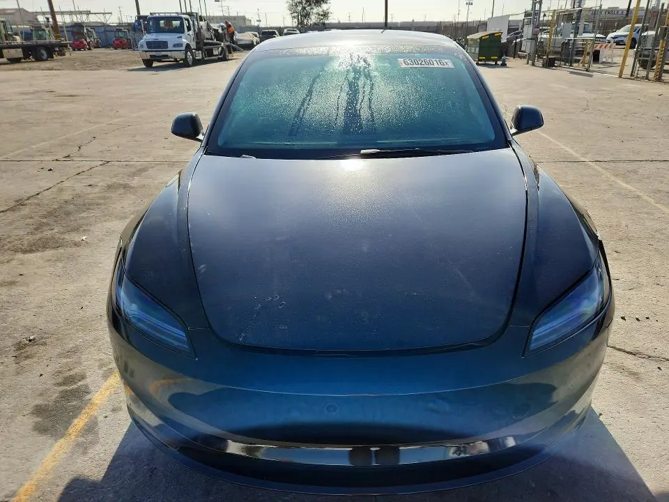 2025 TESLA MODEL 3   