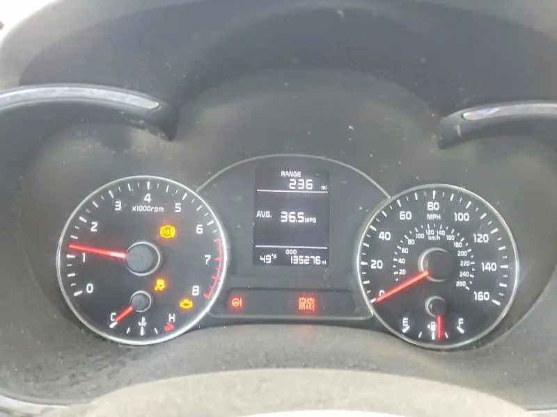 2017 KIA FORTE LX  
