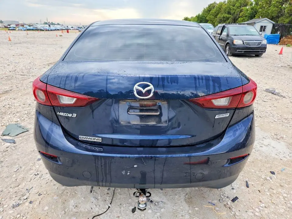 2017 MAZDA 3 TOURING  