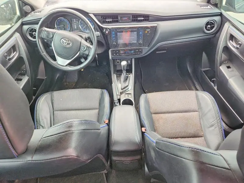 2017 TOYOTA COROLLA SE  