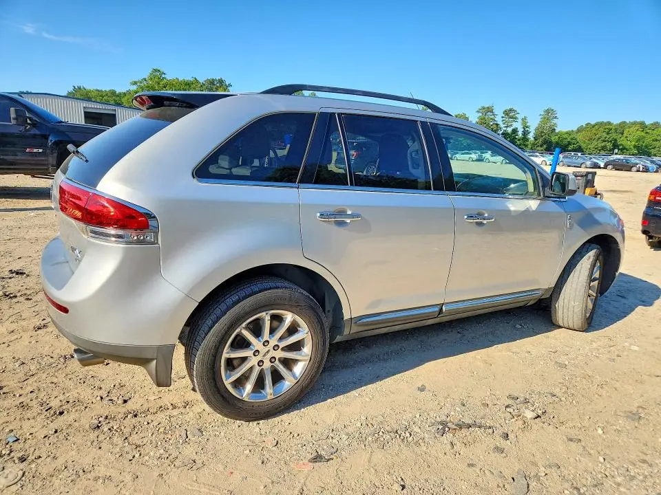 2011 LINCOLN MKX   