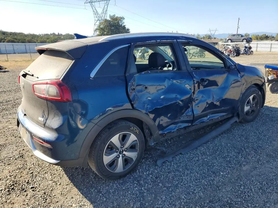 2018 KIA NIRO LX  