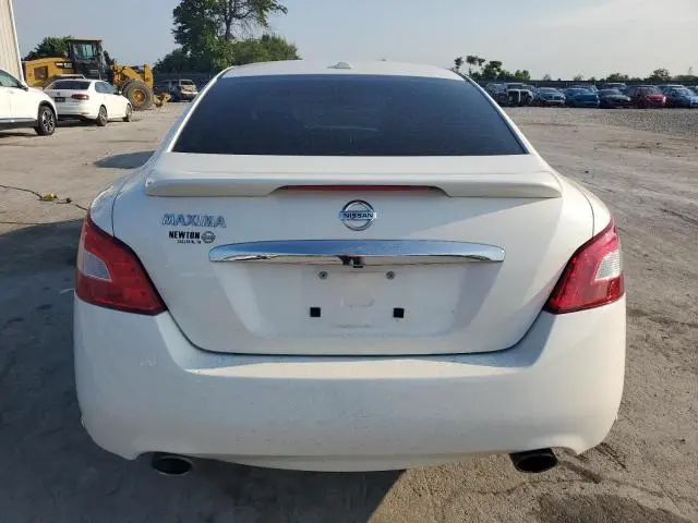 2011 NISSAN MAXIMA S  