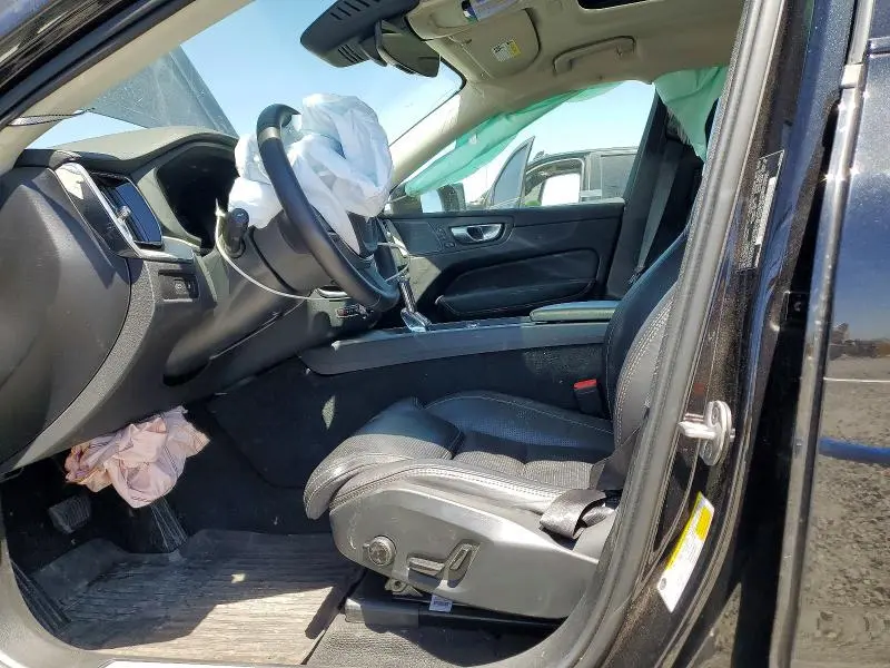 2025 VOLVO XC60 ULTRA  