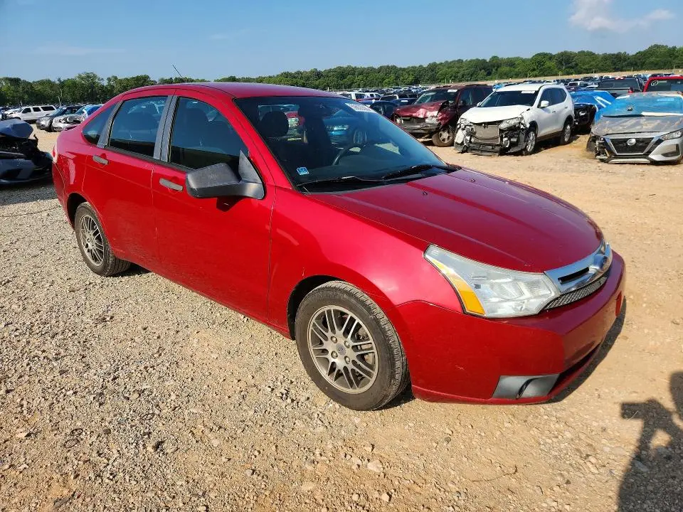 2010 FORD FOCUS SE  