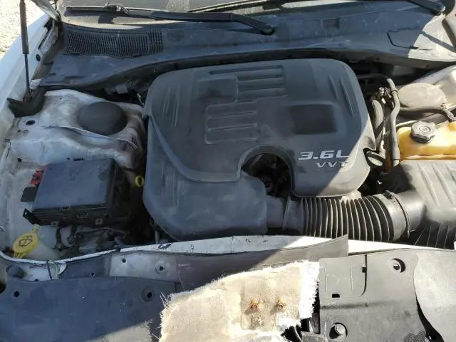 2016 DODGE CHARGER SE