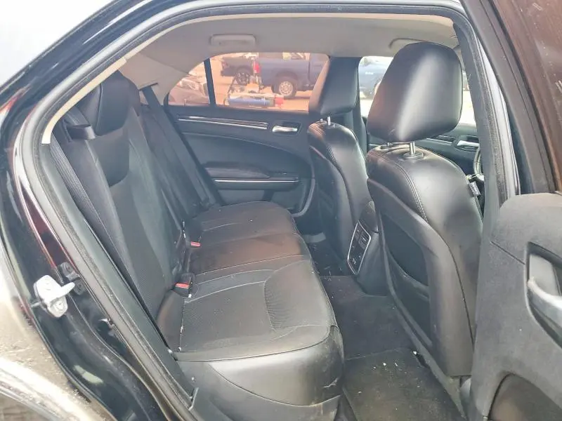 2018 CHRYSLER 300 LIMITED  