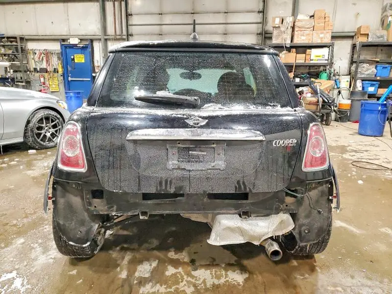 2013 MINI COOPER   