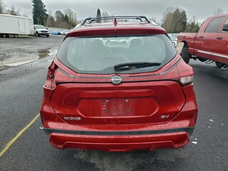 2022 NISSAN KICKS SV  