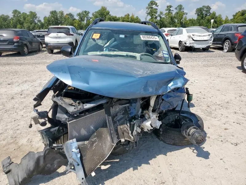 2010 SUBARU FORESTER XS  