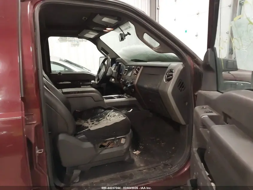 2011 FORD F-250 LARIAT