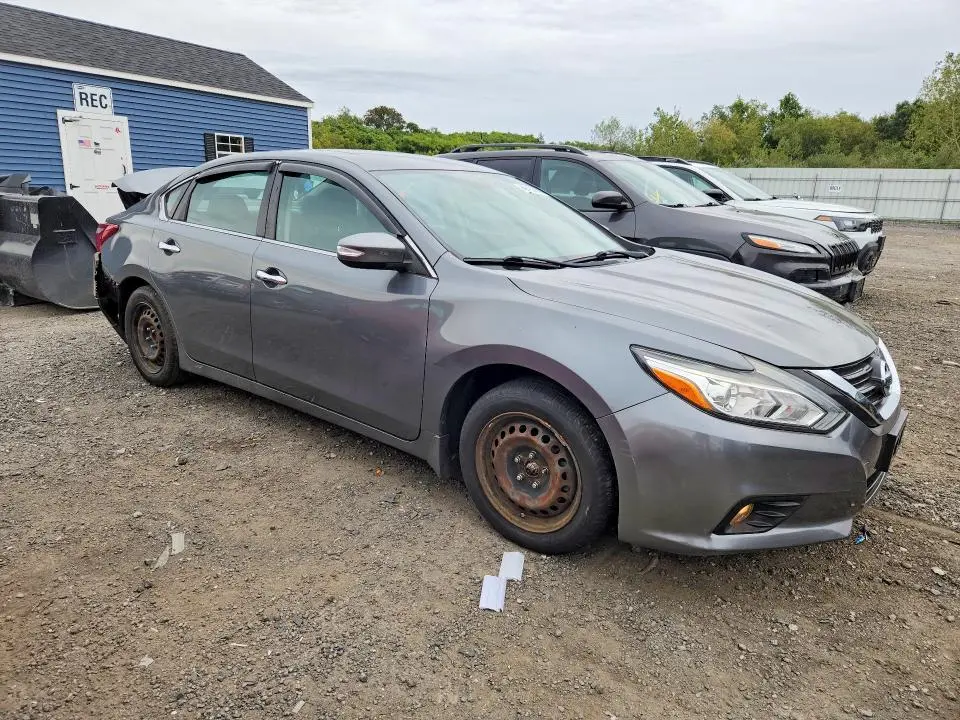 2018 NISSAN ALTIMA 2.5 SV  
