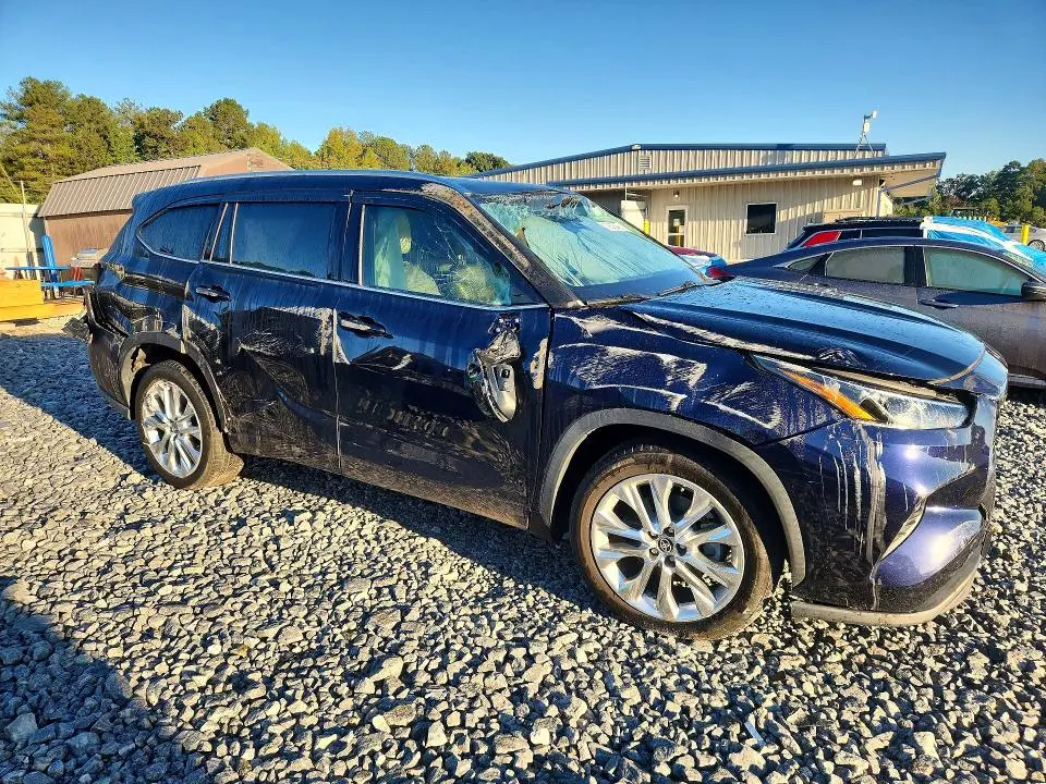 2020 TOYOTA HIGHLANDER LIMITED  