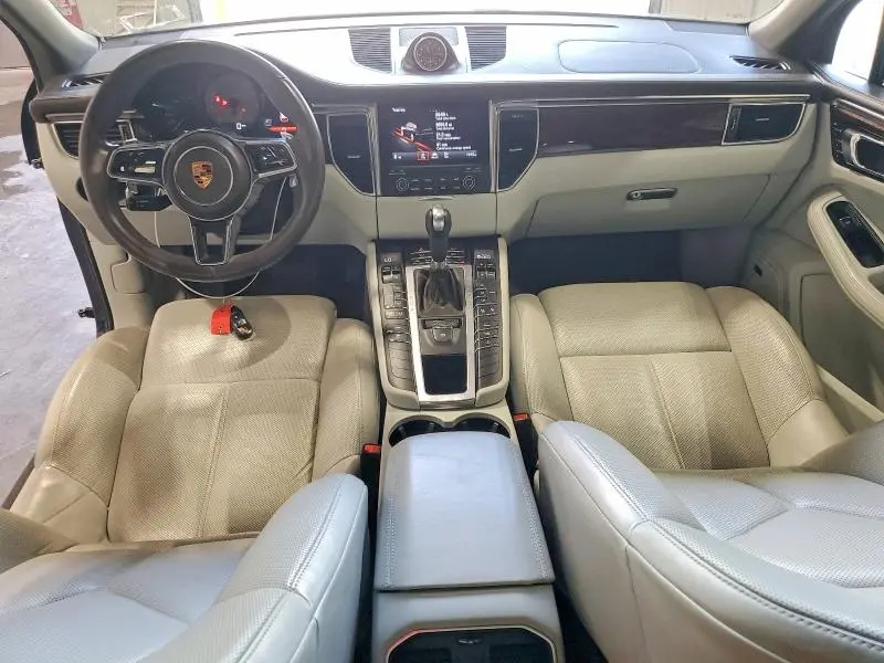 2017 PORSCHE MACAN S  