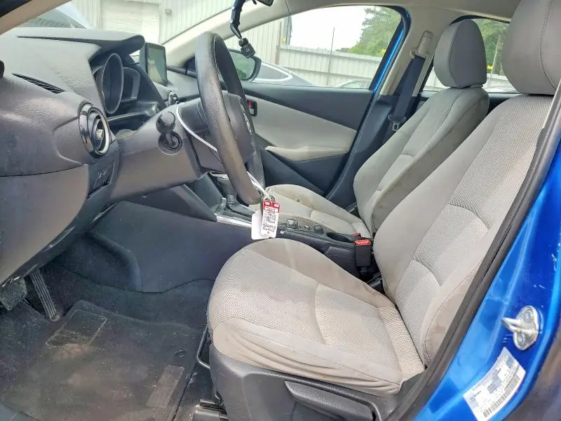 2019 TOYOTA YARIS LE  