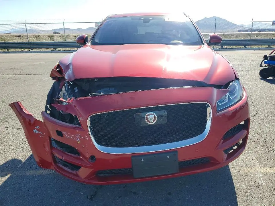 2020 JAGUAR F-PACE PRESTIGE  