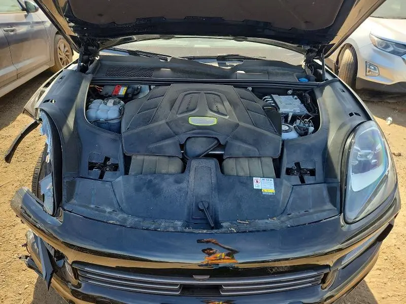 2023 PORSCHE CAYENNE   