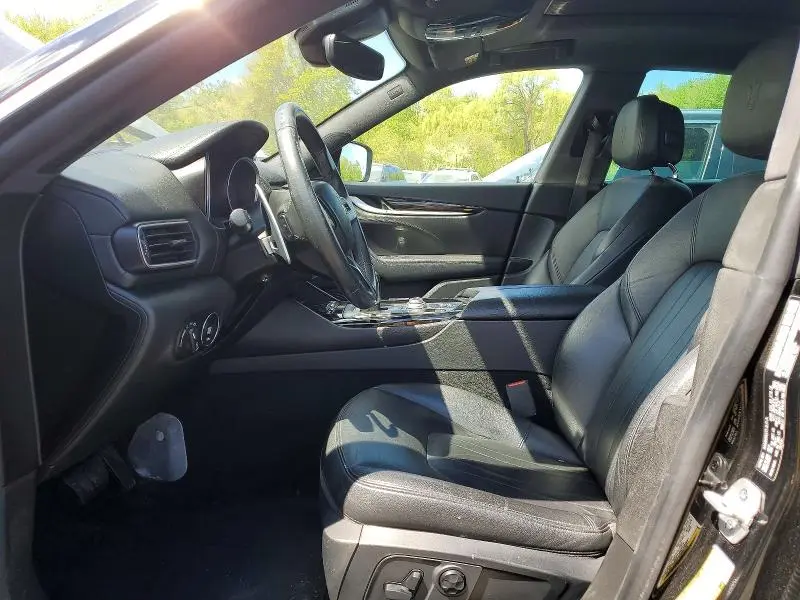 2018 MASERATI LEVANTE S  