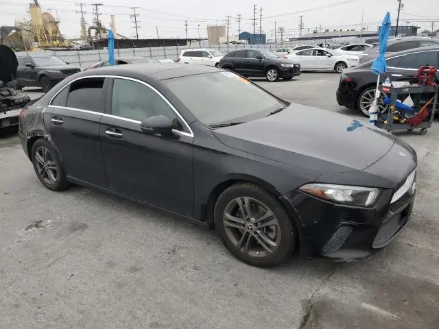 2020 MERCEDES-BENZ A 220  