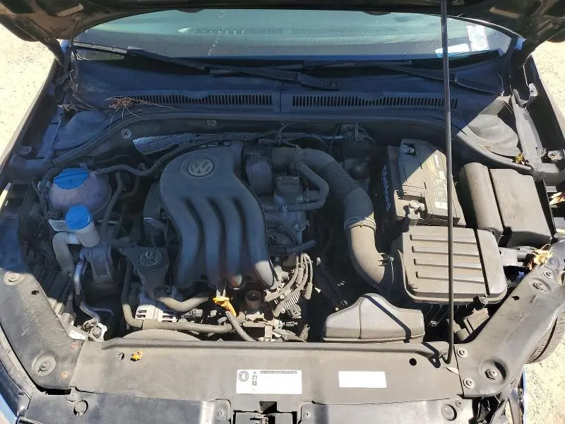 2013 VOLKSWAGEN JETTA BASE  