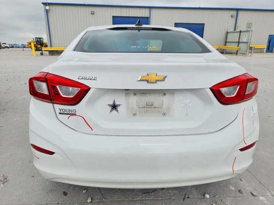 2018 CHEVROLET CRUZE LS  