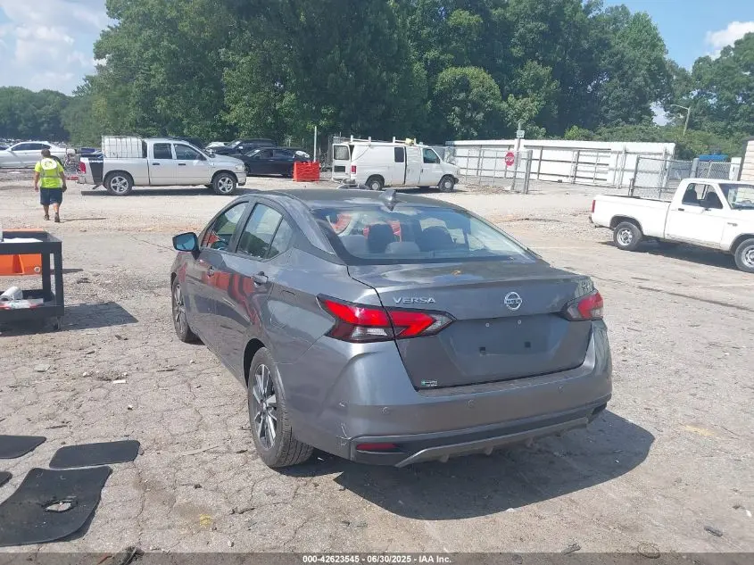 2021 NISSAN VERSA SV XTRONIC CVT